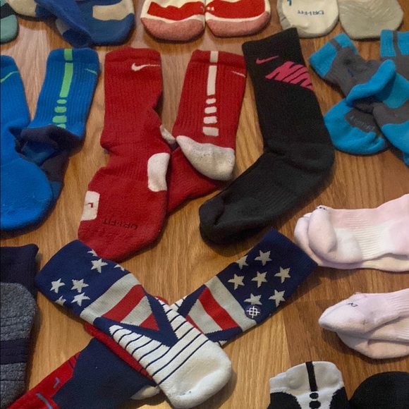 Colorful Athletic Socks Collection Nike elite UA SC basketball lot 21 pair - Picture 6 of 9